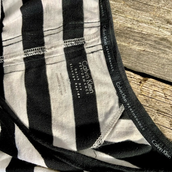 Calvin Klein Striking Tunic size 2X Black White Stripe as New - Picture 3 of 4